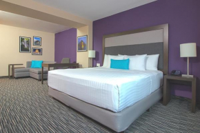 Отель LQ Hotel by La Quinta Monterrey Aeropuerto  Монтерей